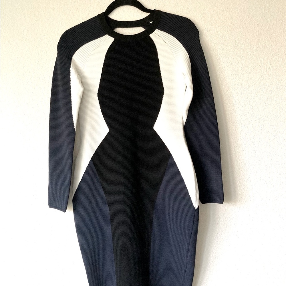 New Kendall + Kyle Black Navy White Stretch Rayon Nylon Backless Dress size XS